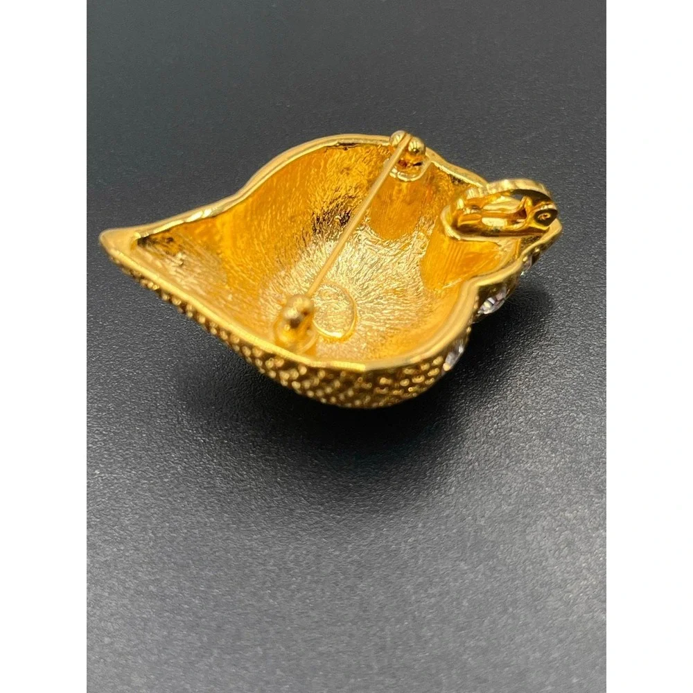 Kenneth Jay Lane KJL Conch Seashell Rhinestone Gold Tone Shell‎ Brooch Pendant